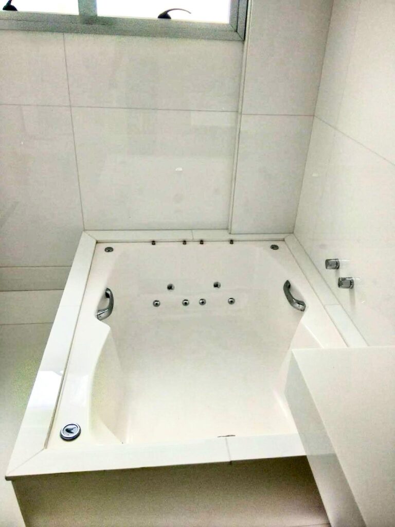 WhatsApp Image 2025-09-13 at 17.06.03 (1)